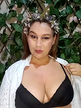 Maddy Hot online show from 04-20-26, 09:12