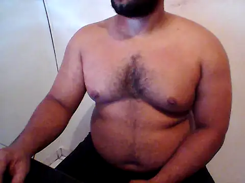 Snapshot of Derick_013 chatting on 05-17-26, 12:30 Derick 013 online show from 05-17-26, 12:30