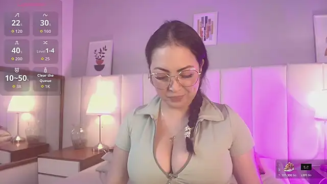 Snapshot of AlanaWesst chatting on 07-11-26, 02:42 AlanaWesst online show from 07-11-26, 02:42