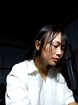 Snapshot of Cute-flowers chatting on 03-25-26, 02:34 Cute-flowers online show from 03-25-26, 02:34