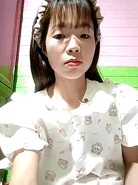 AmyLinee01 online show from 05-07-26, 05:35