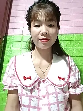 Snapshot of AmyLinee01 chatting on 06-01-26, 07:26 AmyLinee01 online show from 06-01-26, 07:26