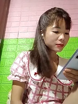 Snapshot of AmyLinee01 chatting on 06-02-26, 07:32 AmyLinee01 online show from 06-02-26, 07:32