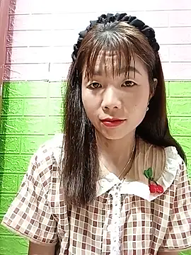 Snapshot of AmyLinee01 chatting on 06-18-26, 11:58 AmyLinee01 online show from 06-18-26, 11:58