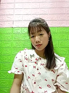 AmyLinee01 online show from 06-26-26, 12:15