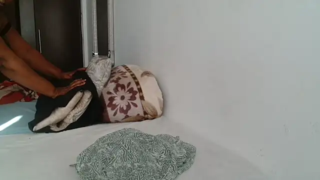 Lucia-boobs online show from 04-05-26, 01:08