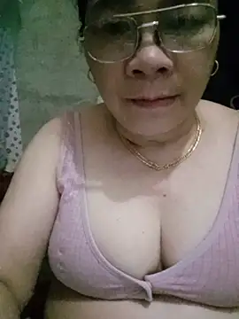 Snapshot of Funsexy1 chatting on 05-22-26, 10:37 Funsexy1 online show from 05-22-26, 10:37