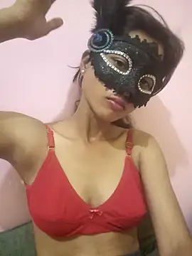 Snapshot of Curvy_Amyra chatting on 04-01-26, 06:49 Curvy Amyra online show from 04-01-26, 06:49
