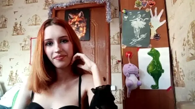 SirenFrost online show from 04-17-26, 02:53