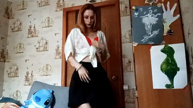 Snapshot of SirenFrost chatting on 05-23-26, 03:16 SirenFrost online show from 05-23-26, 03:16