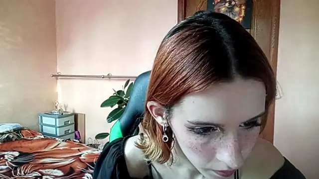 SirenFrost online show from 06-23-26, 03:54