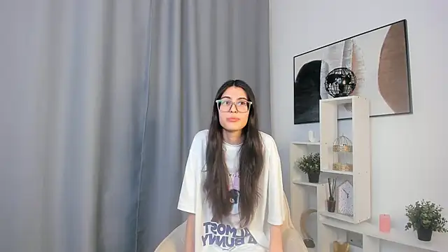 Snapshot of SusyRiek chatting on 03-23-26, 11:14 SusyRiek online show from 03-23-26, 11:14