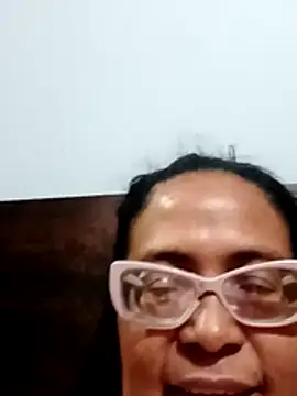 sexymomsn online show from 04-04-26, 11:57