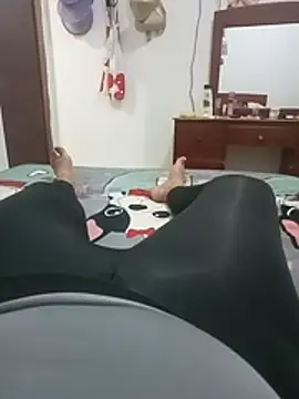 sexymomsn online show from 08-01-26, 06:01