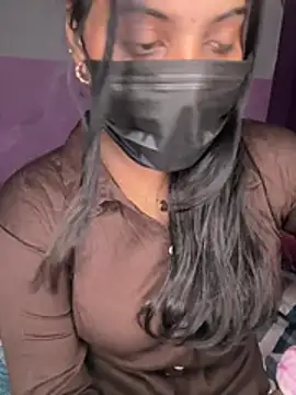 Snapshot of miss_eyekiller12 chatting on 05-19-26, 06:14 miss eyekiller12 online show from 05-19-26, 06:14