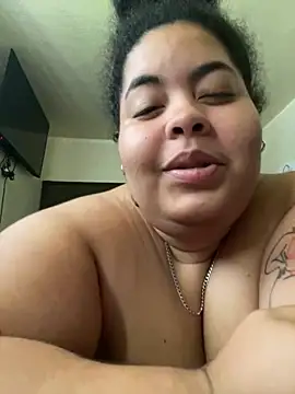 Snapshot of MarieCruz01 chatting on 03-24-26, 11:48 MarieCruz01 online show from 03-24-26, 11:48