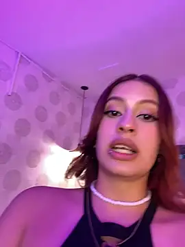 Snapshot of steffmontespink18 chatting on 07-10-26, 01:36 steffmontespink18 online show from 07-10-26, 01:36