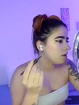 Snapshot of martina_connor1 chatting on 06-19-26, 04:55 martina connor1 online show from 06-19-26, 04:55