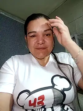 Zuleyka 69 online show from 04-11-26, 10:19