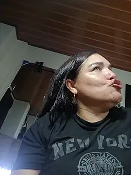 Zuleyka 69 online show from 06-11-26, 10:19