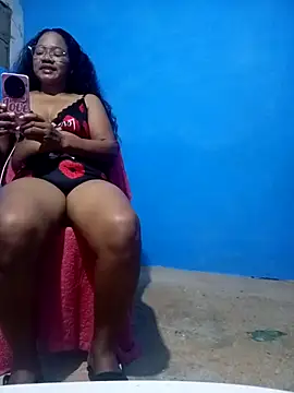 Snapshot of Honey-53 chatting on 04-12-26, 05:01 Honey-53 online show from 04-12-26, 05:01