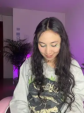 Aikoo o online show from 04-21-26, 02:51