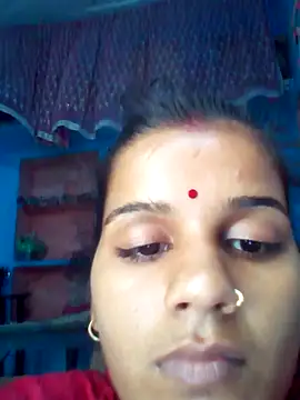 Snapshot of Raveena0990 chatting on 05-15-26, 03:13 Raveena0990 online show from 05-15-26, 03:13