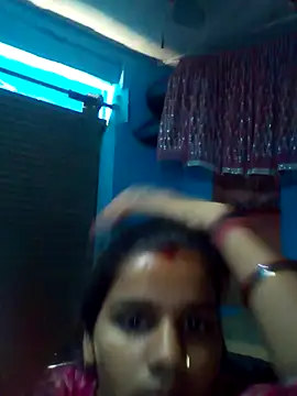 Snapshot of Raveena0990 chatting on 05-20-26, 02:29 Raveena0990 online show from 05-20-26, 02:29