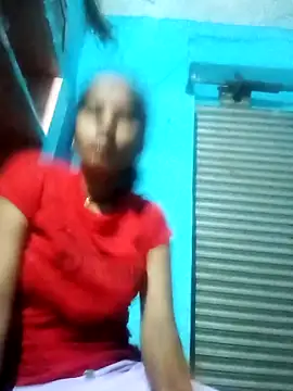 Snapshot of Raveena0990 chatting on 05-23-26, 06:01 Raveena0990 online show from 05-23-26, 06:01