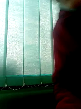 Snapshot of slutty_annie69 chatting on 03-28-26, 08:03 slutty annie69 online show from 03-28-26, 08:03