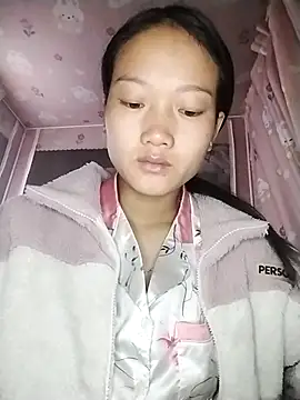 Snapshot of Jolinie chatting on 03-24-26, 01:32 Jolinie online show from 03-24-26, 01:32