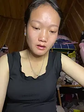 Snapshot of Jolinie chatting on 03-28-26, 04:56 Jolinie online show from 03-28-26, 04:56