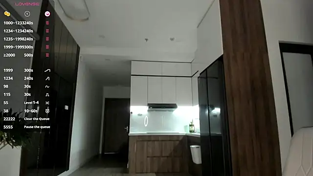 purrjennie online show from 06-03-26, 07:41