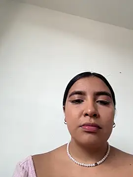 HaileyBiieber online show from 04-21-26, 09:06