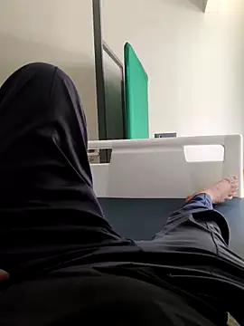 B S0051 online show from 04-23-26, 10:14