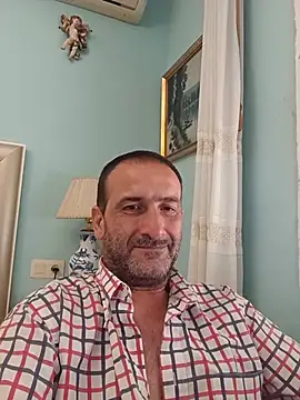 Snapshot of DanTrov79 chatting on 05-21-26, 07:59 DanTrov79 online show from 05-21-26, 07:59