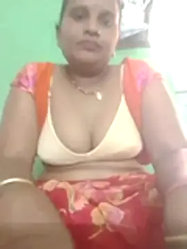 Snapshot of Shivani09900 chatting on 05-25-26, 03:23 Shivani09900 online show from 05-25-26, 03:23
