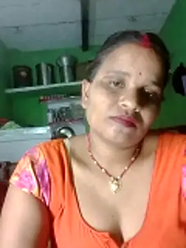 Snapshot of Shivani09900 chatting on 05-25-26, 04:02 Shivani09900 online show from 05-25-26, 04:02