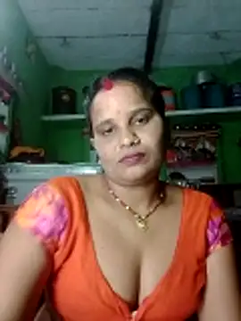Snapshot of Shivani09900 chatting on 05-28-26, 07:55 Shivani09900 online show from 05-28-26, 07:55
