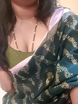 Snapshot of Ramya_456 chatting on 06-04-26, 06:41 Ramya 456 online show from 06-04-26, 06:41