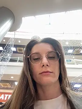 Snapshot of FReyja_44 chatting on 03-25-26, 10:32 FReyja 44 online show from 03-25-26, 10:32