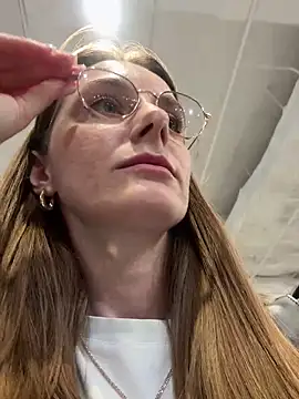 Snapshot of FReyja_44 chatting on 03-31-26, 12:16 FReyja 44 online show from 03-31-26, 12:16