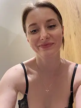 Snapshot of FReyja_44 chatting on 04-03-26, 10:57 FReyja 44 online show from 04-03-26, 10:57