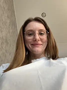 Snapshot of FReyja_44 chatting on 04-07-26, 10:59 FReyja 44 online show from 04-07-26, 10:59