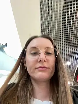 Snapshot of FReyja_44 chatting on 04-08-26, 10:04 FReyja 44 online show from 04-08-26, 10:04