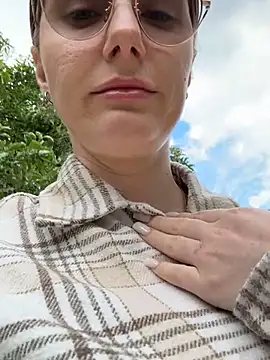FReyja 44 online show from 05-29-26, 10:13