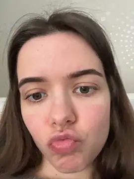 Snapshot of AForbiddenFlower chatting on 04-03-26, 12:47 AForbiddenFlower online show from 04-03-26, 12:47