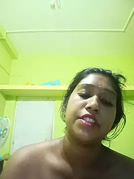 bannerjeesneha20 online show from 05-17-26, 11:12
