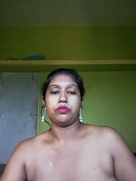 bannerjeesneha20 online show from 05-18-26, 04:07