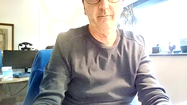 Snapshot of HotLucas66 chatting on 03-30-26, 04:19 HotLucas66 online show from 03-30-26, 04:19